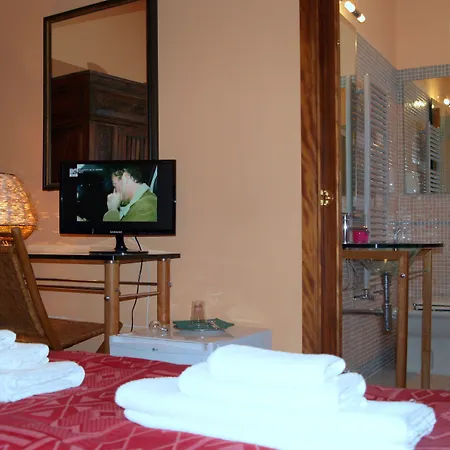 Centro Bed & Breakfast 5*